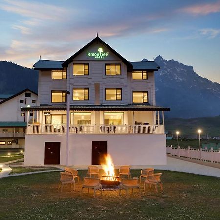 Lemon Tree Hotel, Sonamarg Bagian luar foto