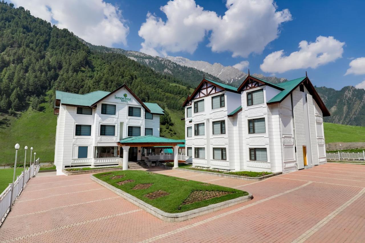 Lemon Tree Hotel, Sonamarg Bagian luar foto