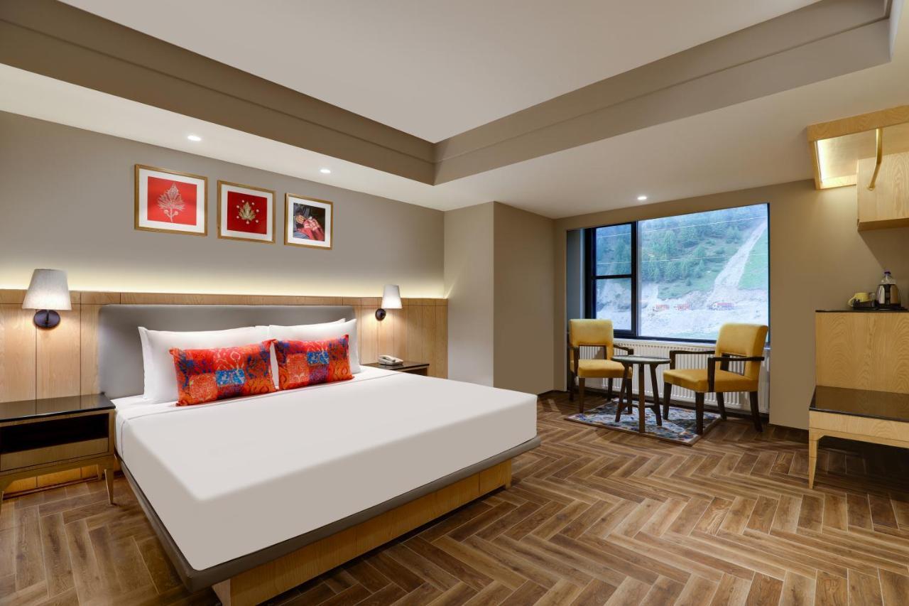 Lemon Tree Hotel, Sonamarg Bagian luar foto