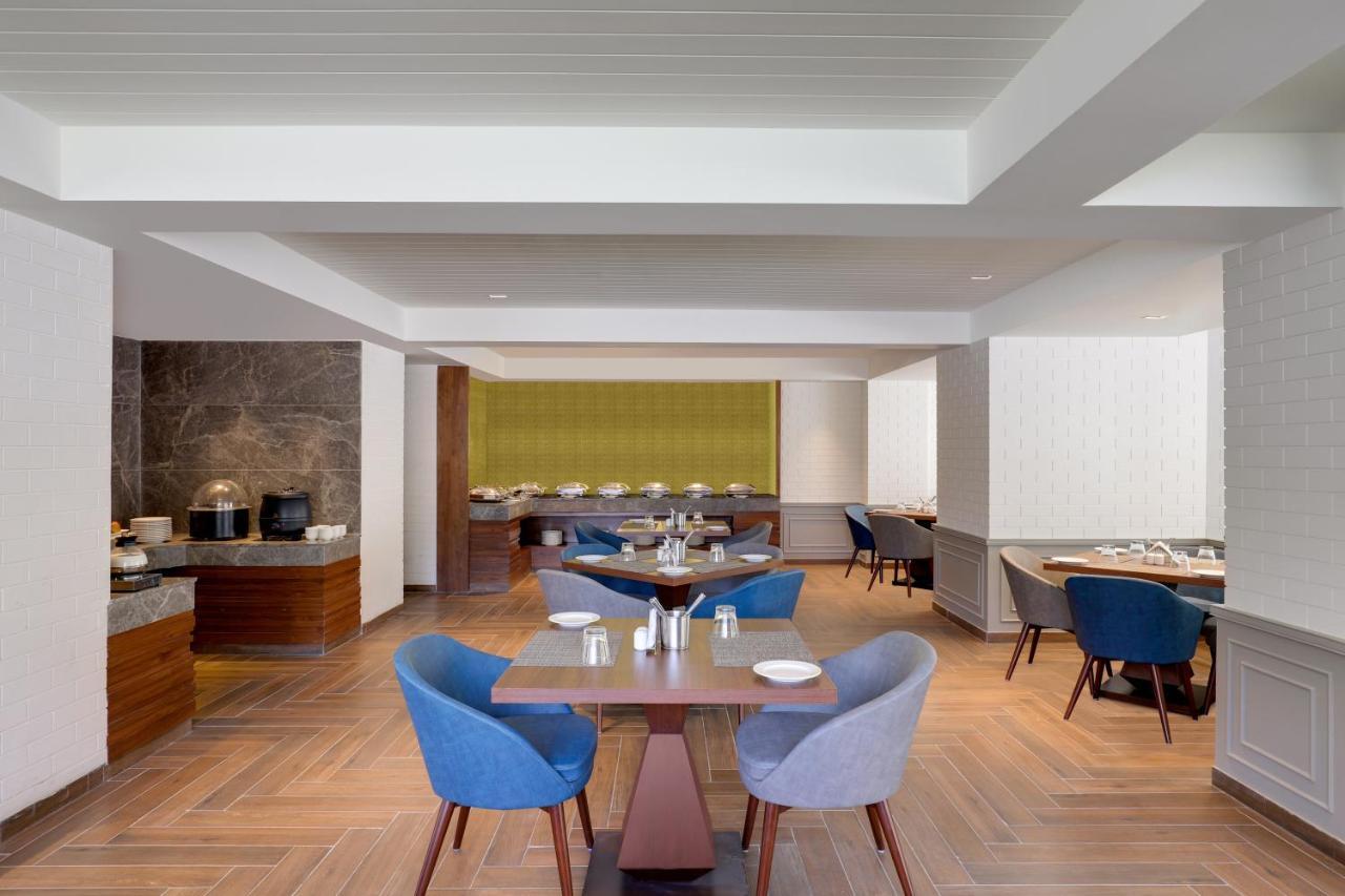 Lemon Tree Hotel, Sonamarg Bagian luar foto